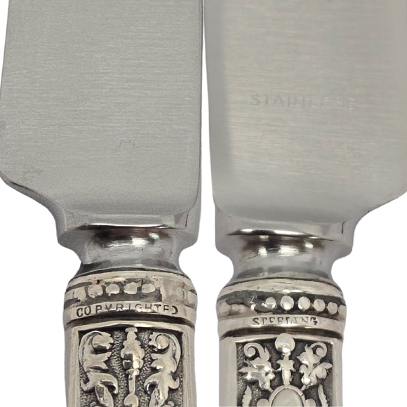 Set of 8 Gorham Medici Old Sterling Silver Handle Knives w/Mono 8 5/8\